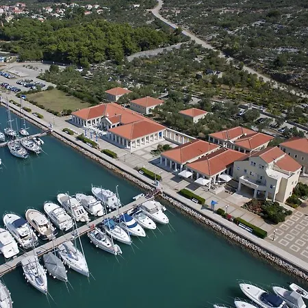 Aci Marina Appartement *