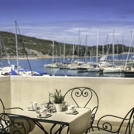 Aci Marina Apartamento Cres