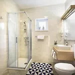 Apartman Aci Marina *