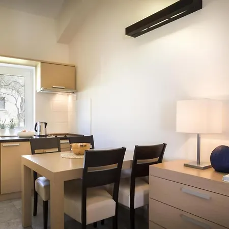 Aci Marina Cres