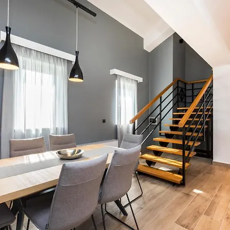 Apartment Aci Marina Cres